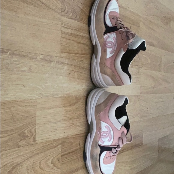 Chanel runners authentic used stained - Picture 2 of 4